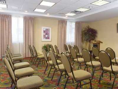 Hotel Hilton Garden Inn Queens Jfk - Newly Renovated 3*